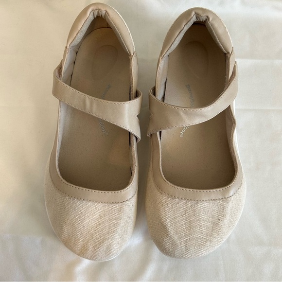 Barefoot Freedom Women’s Drew Rainbow Lightweight Comfort Mary Jane Shoes, 8.5WW - Picture 8 of 11